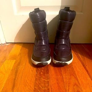 SOREL WINTER BOOTS SIZE:8